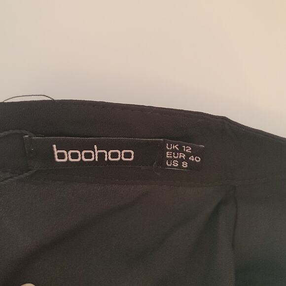 Boohoo- NWT- Black- puff sleeve blouse- size 8 - Picture 6 of 7